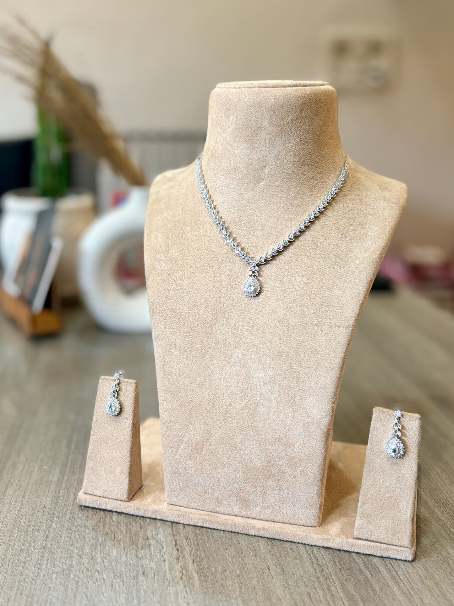Classic Solitaire Drop Necklace Set