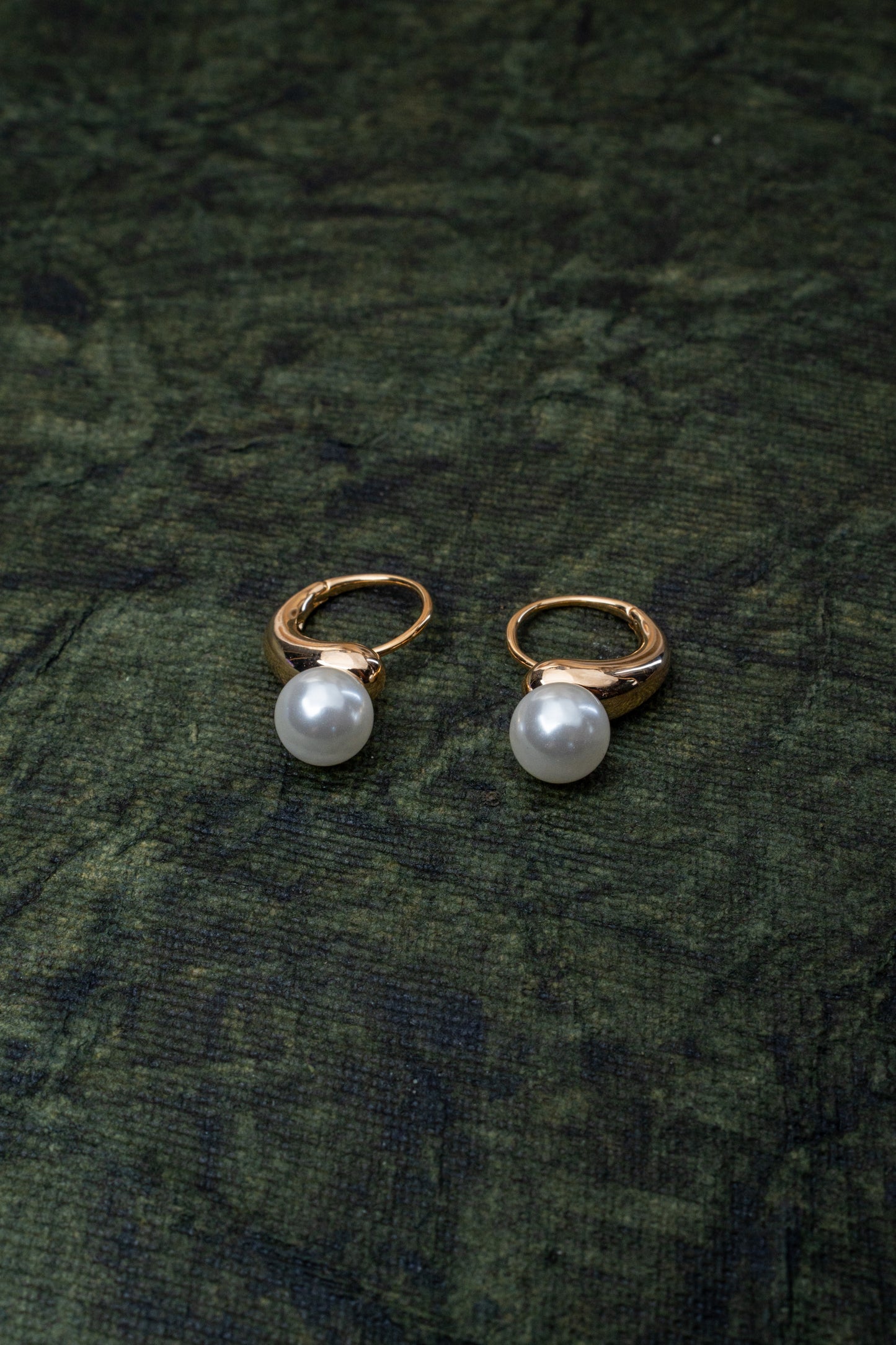 Elegant Gold-Plated Pearl Hoop Earrings