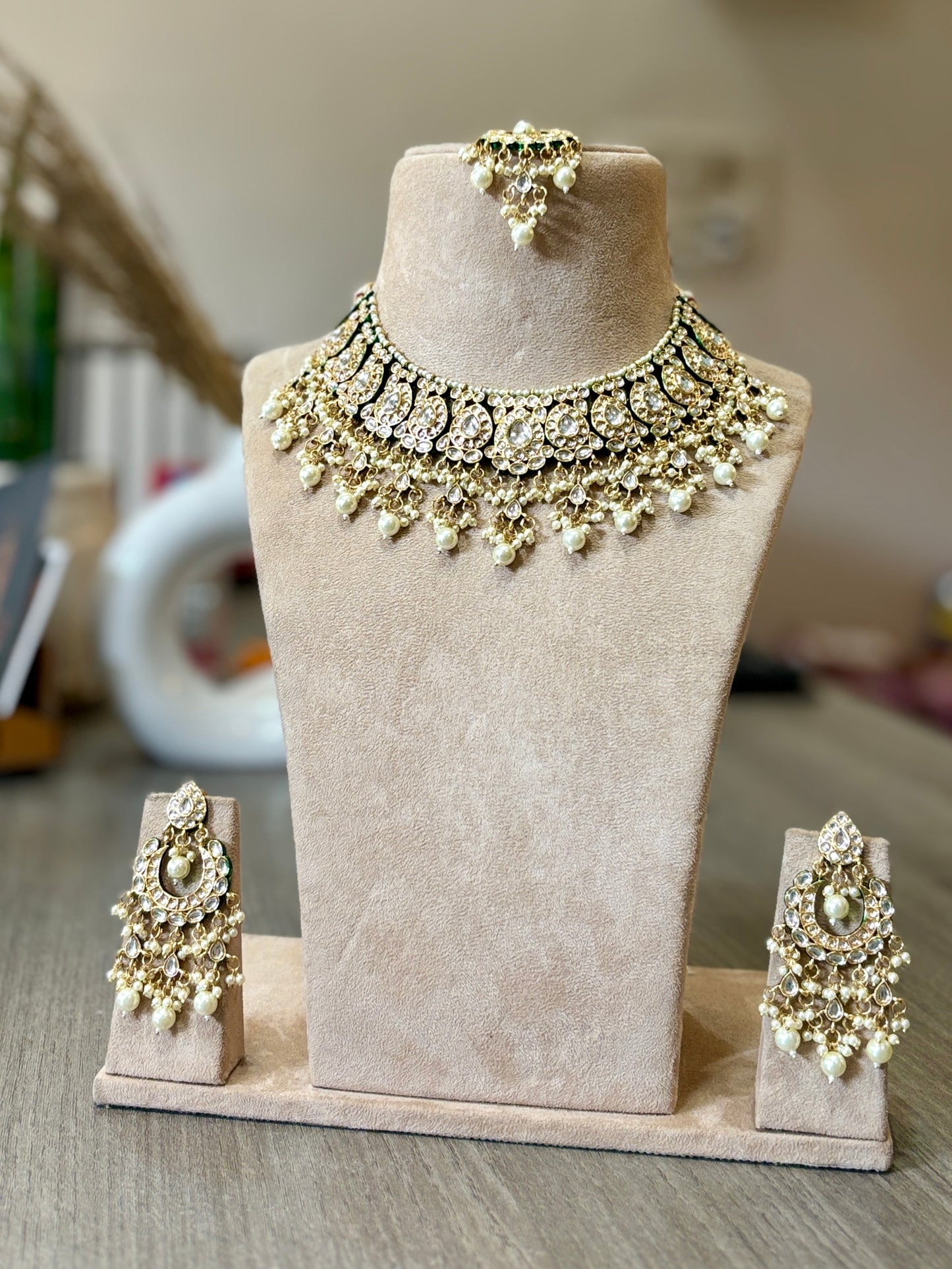 Royal Pearl Drop Kundan Choker Necklace Set