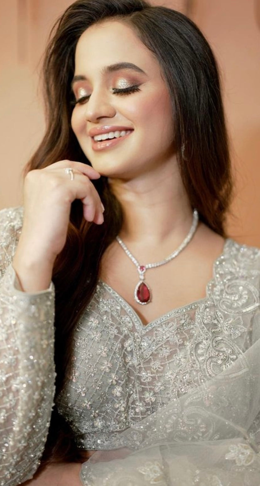 Scarlet Royale Necklace & Earrings Set