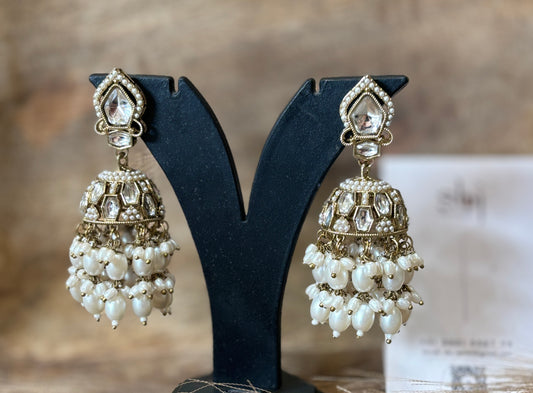 Pearl Kundan Jhumka Earrings with White Pearl Drops