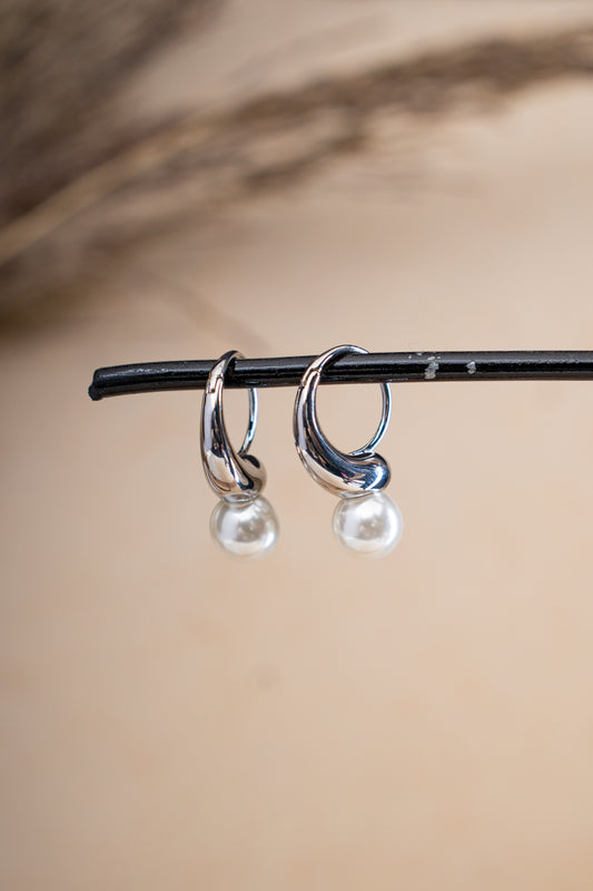 Silver Pearl Drop earrings