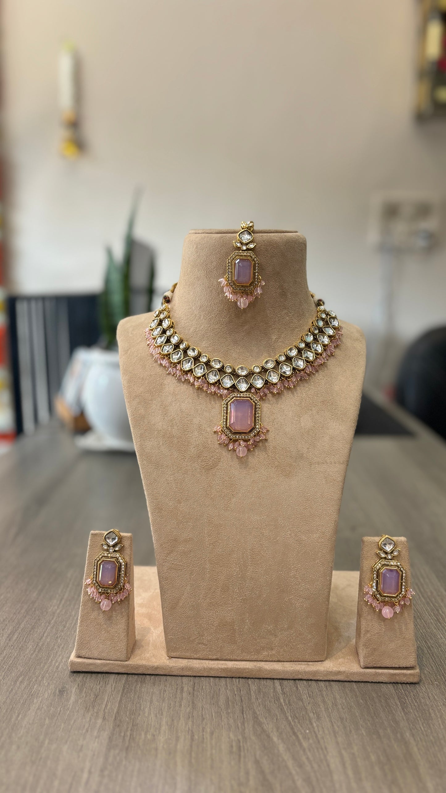 Blush Pink Kundan Necklace Set