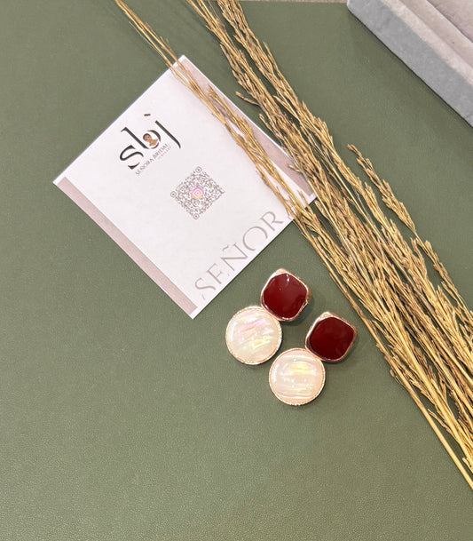 Pearl Swirl Modern Studs